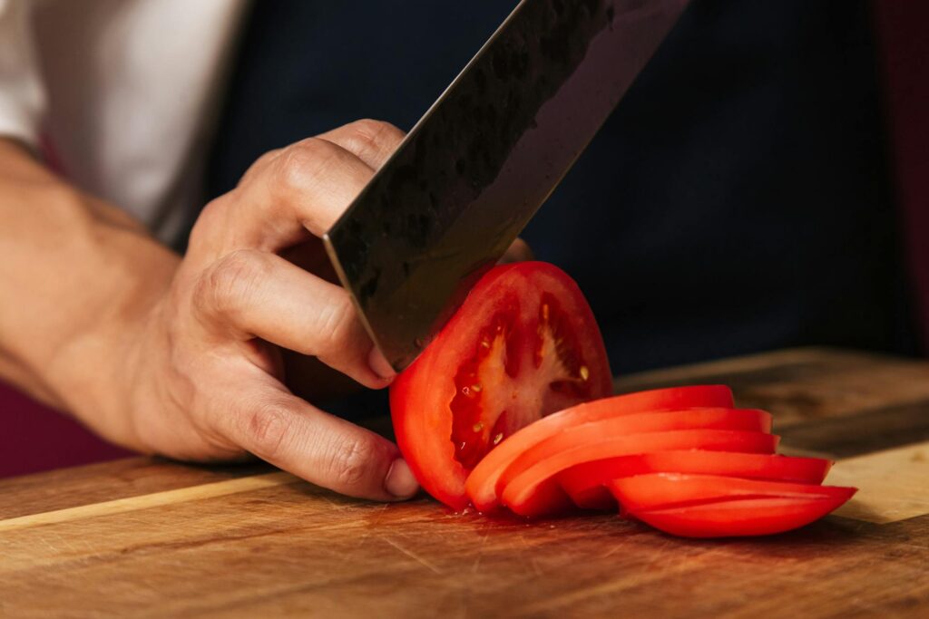knife tomato test
